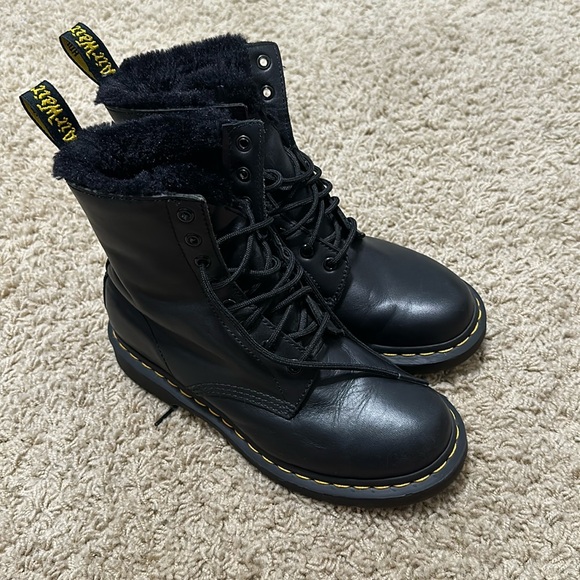 Dr. Martens Serena boots - Picture 1 of 9